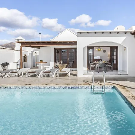 Eva - Vipvipvillas וילה פוארטו דל כרמן