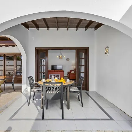 Villa Eva - Vipvipvillas Puerto del Carmen (Lanzarote)