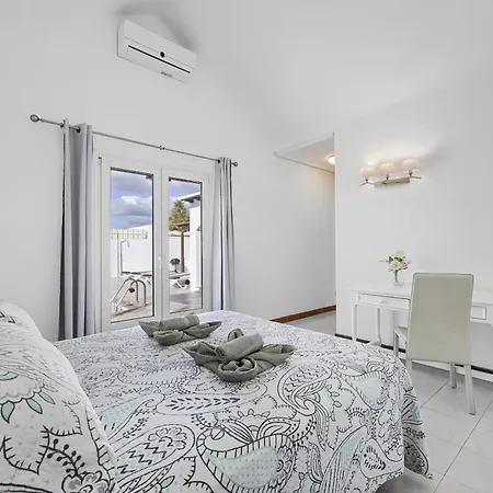 Eva - Vipvipvillas * Puerto del Carmen (Lanzarote)